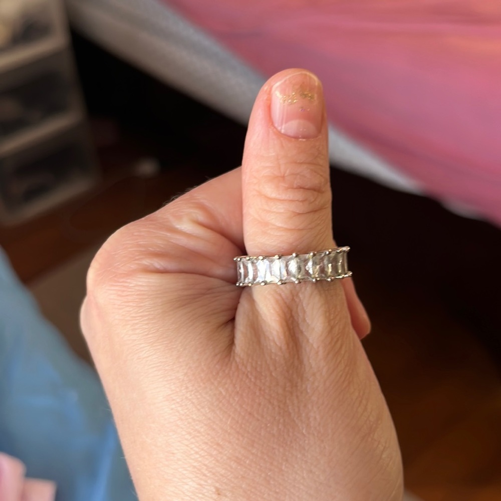 Cubic zirconia ring